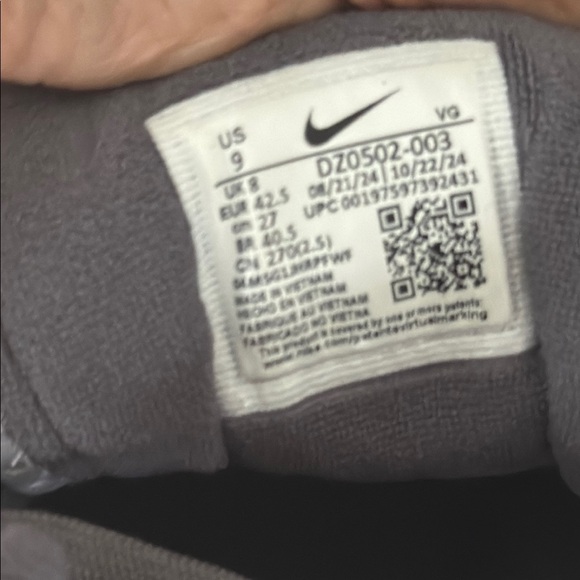 Nike Air Diamond VarsityTurf Baseball Athletic Shoes - Picture 8 of 9